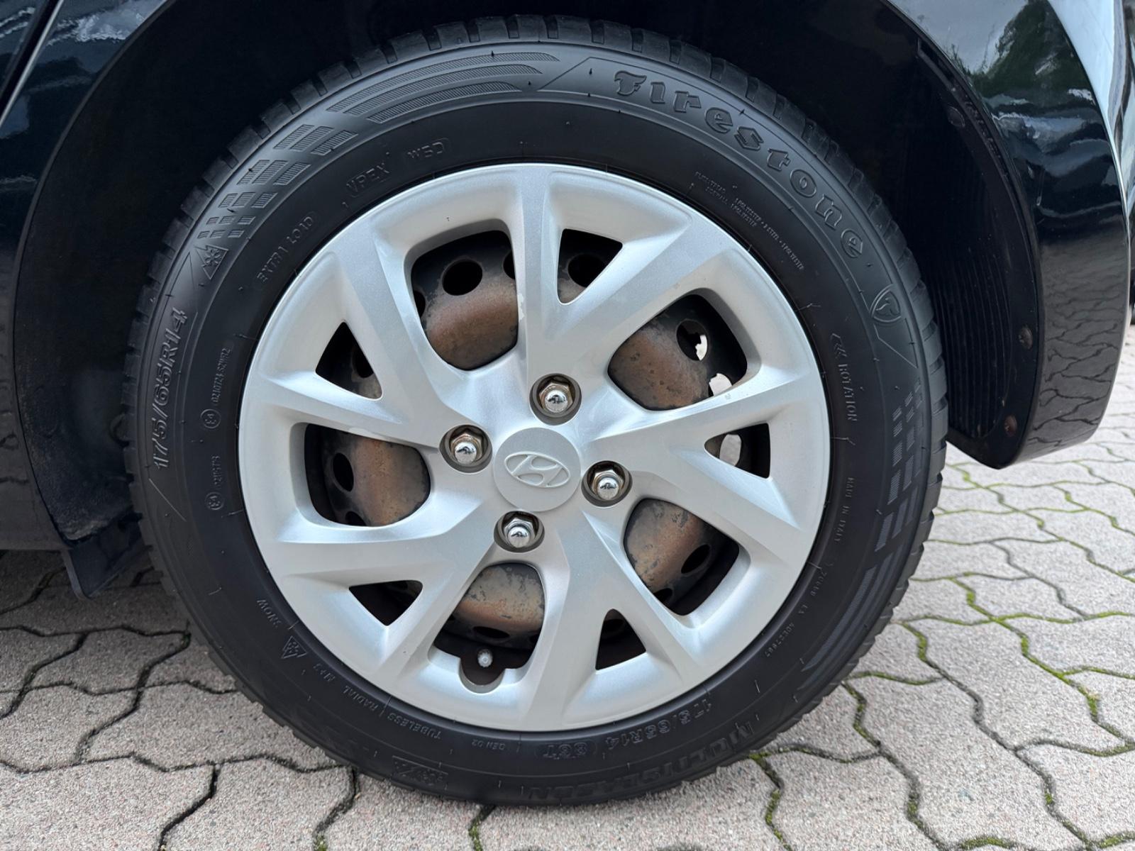 Hyundai i10 Select/Klimaanlage/EURO-6