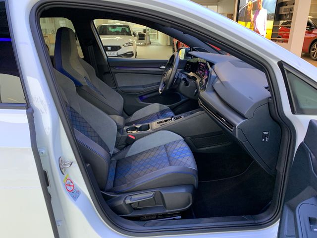 Golf R 2.0 TSI DSG 4MOTION OZ 19"/KW/APR/Akra
