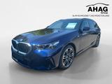 BMW i5 eDrive40 Touring - BMW i5 mit Elektro-Antrieb: Blau, Kombi