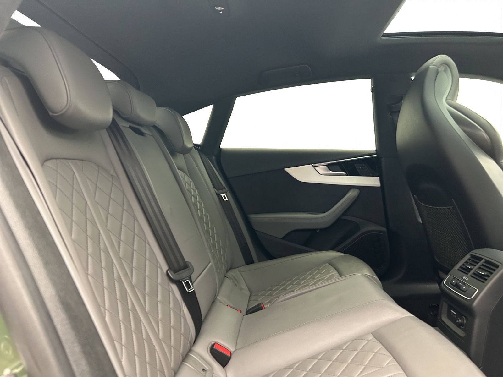 Audi S5 - Bild 15