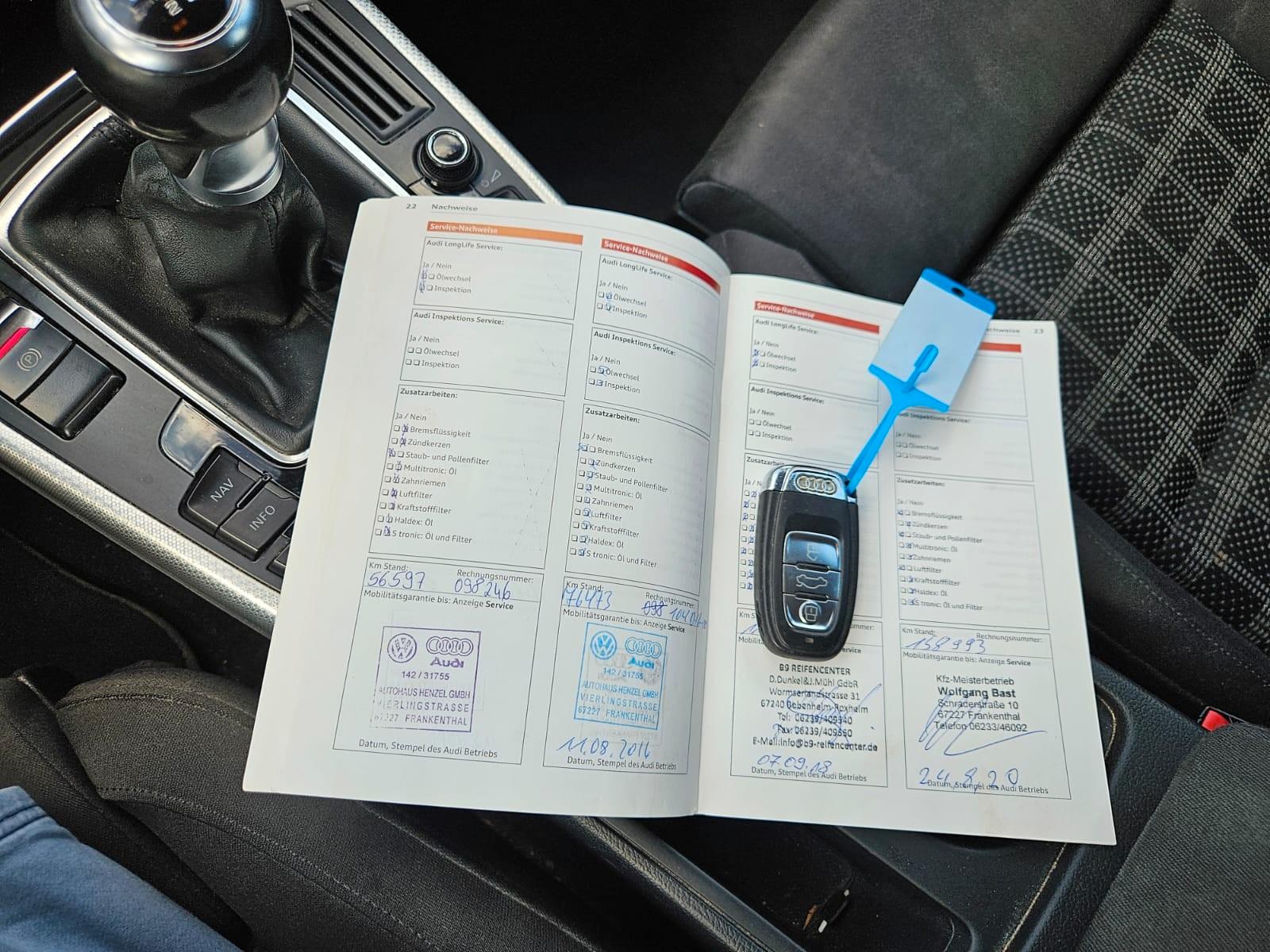 Audi A4 2011 — photo 17