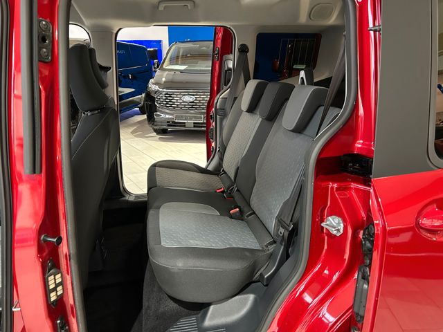 Ford Tourneo Courier Titanium WipaAHK