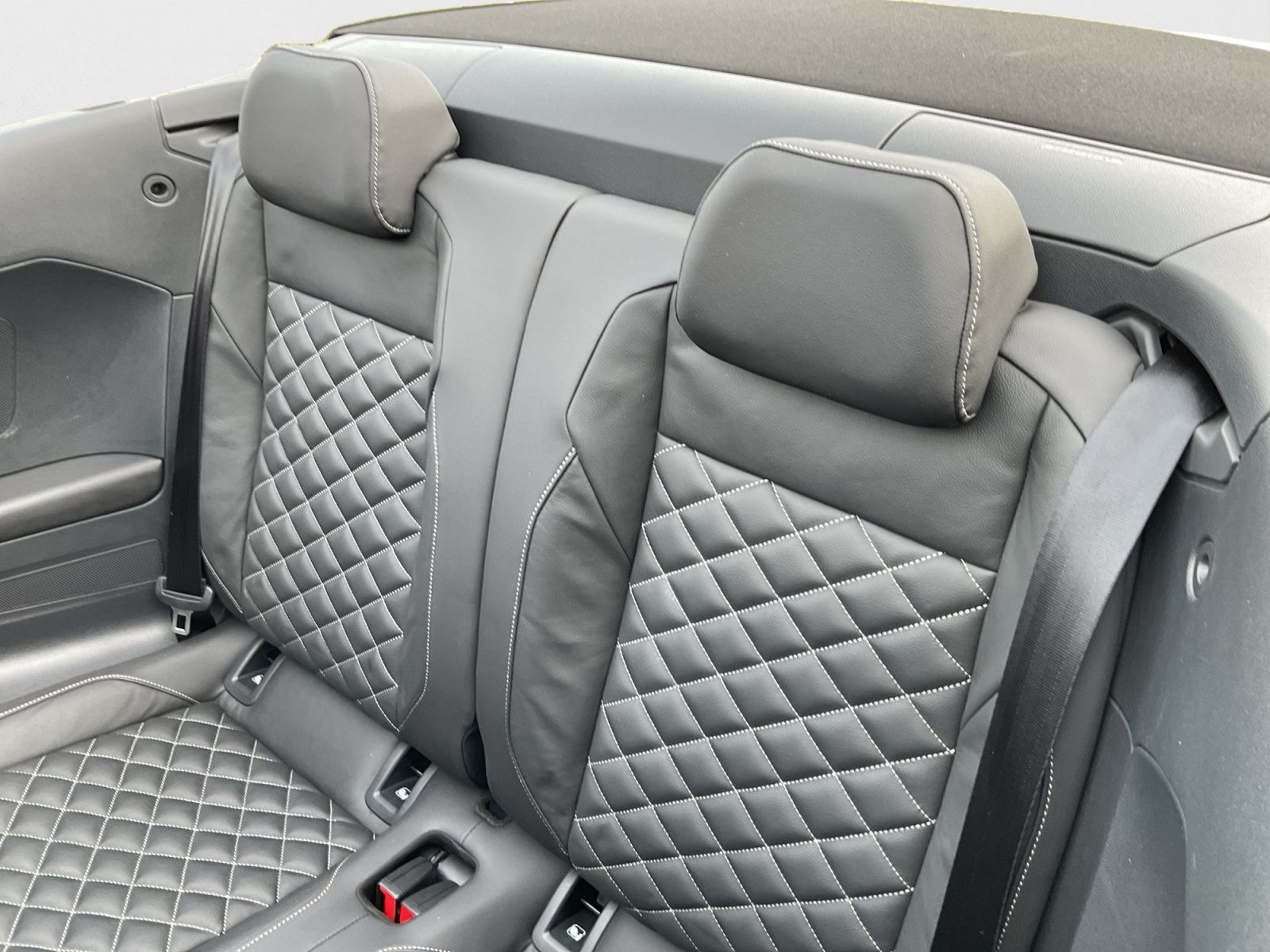 Volkswagen T-Roc - Bild 13