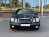 Mercedes-Benz E 200 ELEGANCE Elegance - Mercedes-Benz E 200 in Chemnitz