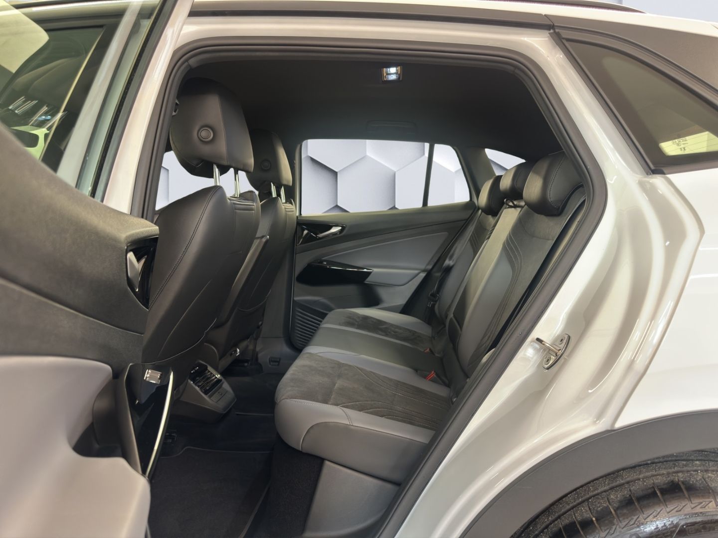 ID.4 150 kW Pro Performance 150kW LED AHZV Rückf