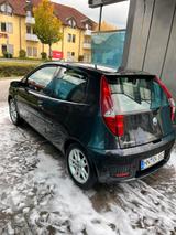 Fiat Punto sehr sauber !!! - Fiat Punto Gebrauchtwagen in Stuttgart