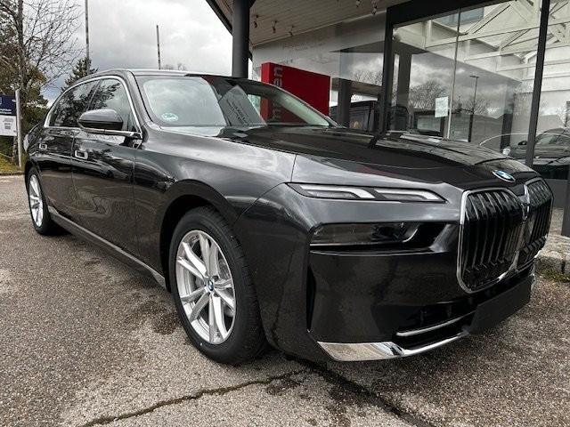 BMW 740d xDrive/Autobahnassist/Standheiz./Iconic