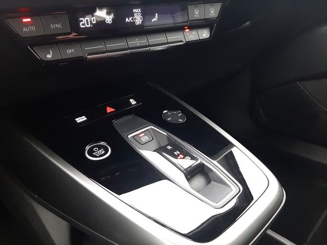 Fahrzeugabbildung Audi Q4 e-tron Sportback 50 quattro eleHeck Sportsitz