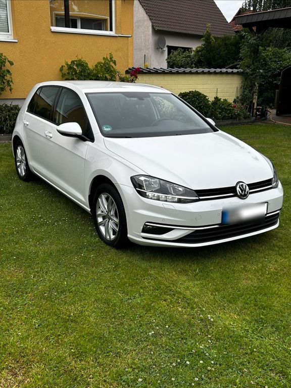Image of Volkswagen Golf