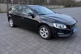 Volvo V60 D2 Kinetic - Volvo V60 Kinetic mit Diesel-Antrieb
