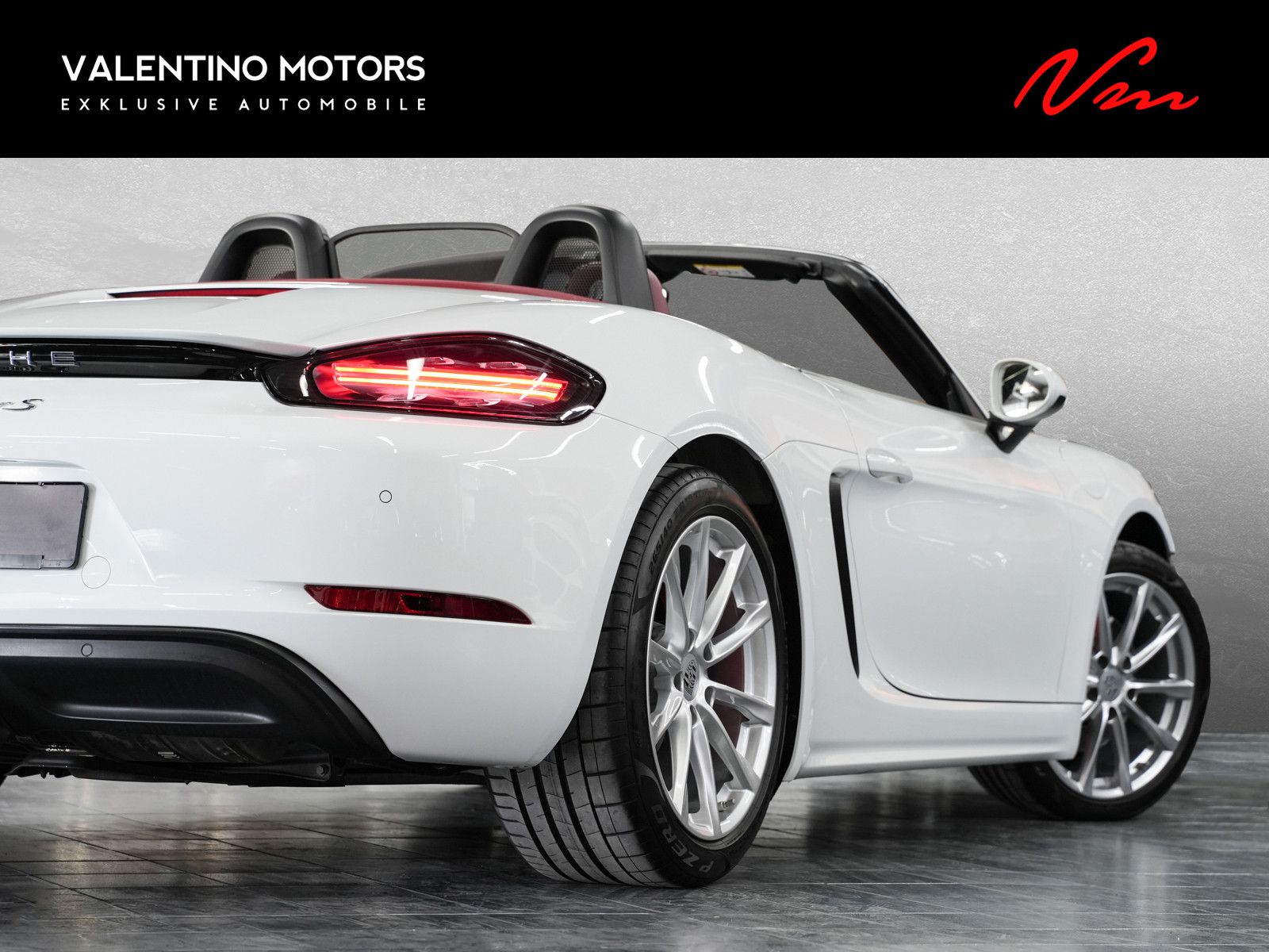 Fahrzeugabbildung Porsche Boxster S 718 PDK - Traumhafte Farbkombination