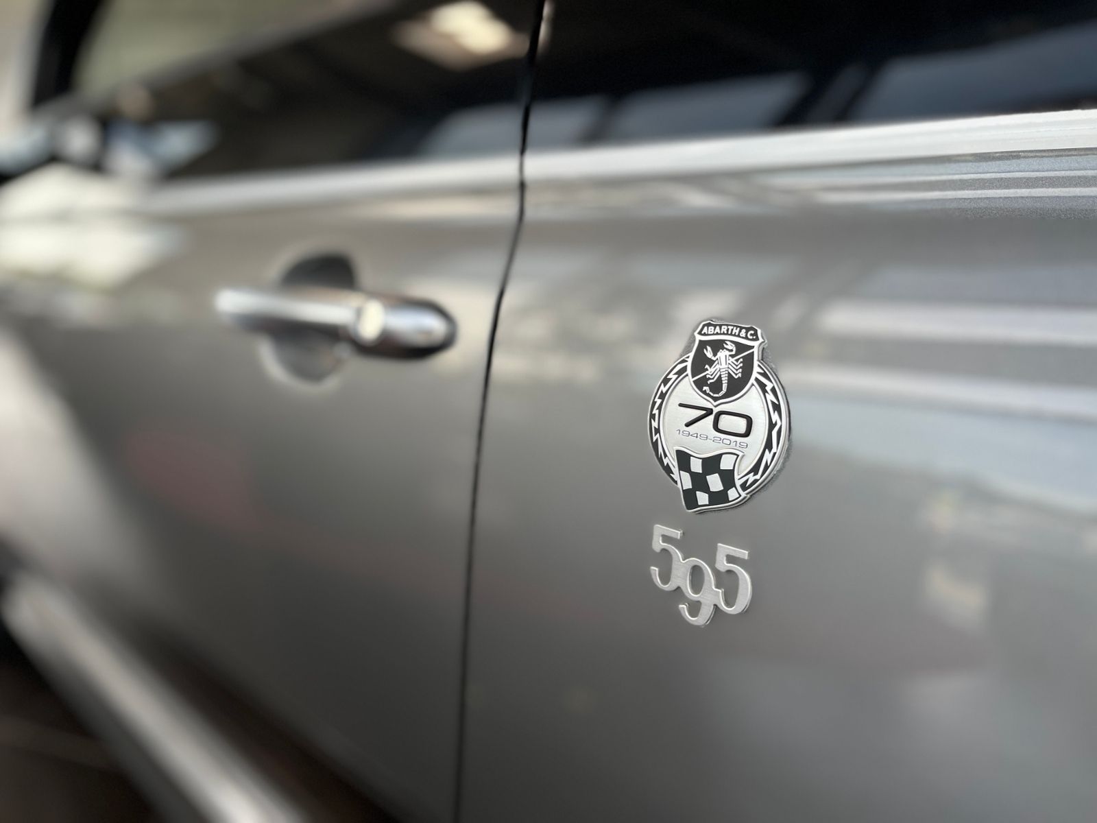 Fahrzeugabbildung Abarth 595C Turismo Sitzheizung XEN NAV LEDER PDC