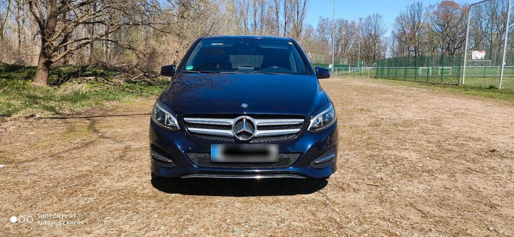 Image of Mercedes-Benz B 200