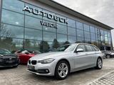 BMW 318 Touring Sport2.0L 110KW *SHZ*SPORT*LEDER* - BMW: Kombi, 3.0