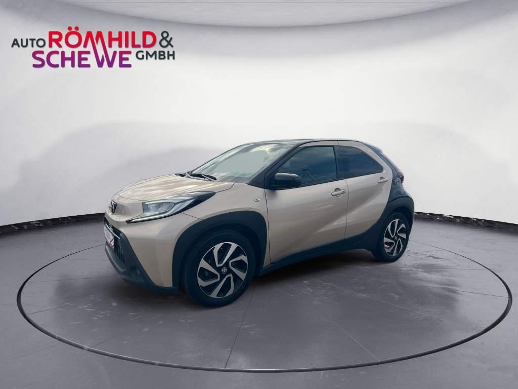 Toyota Aygo X Pulse LED Apple CarPlay Android Auto Mehr