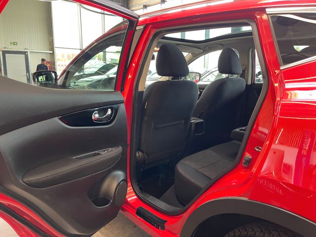 Nissan Qashqai N-Connecta *BI-XENON*LED*AHK*360 KAMERA*