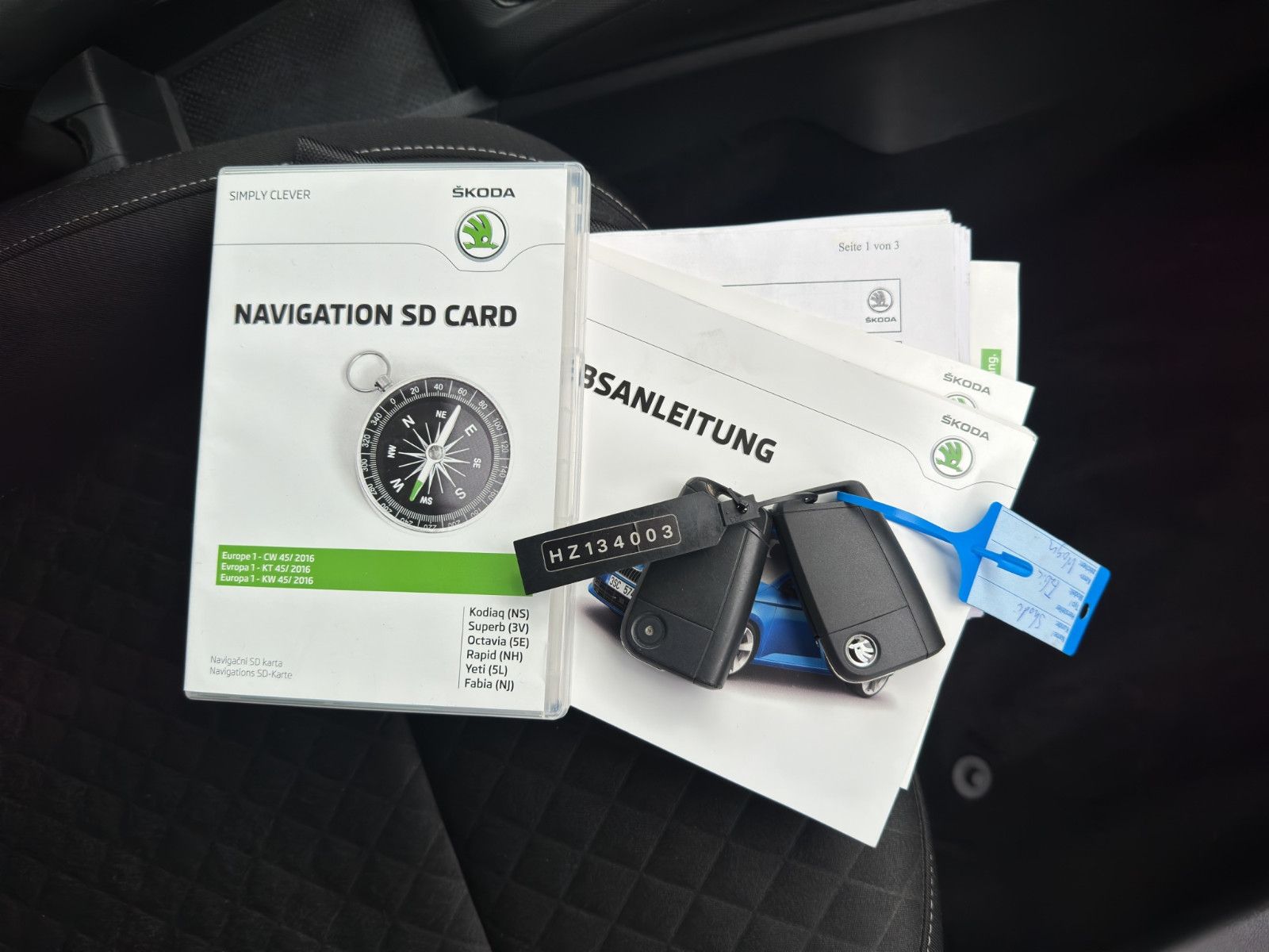 Fahrzeugabbildung SKODA Fabia Drive/ NAVI/ SITZHEIZUNG/ KLIMA