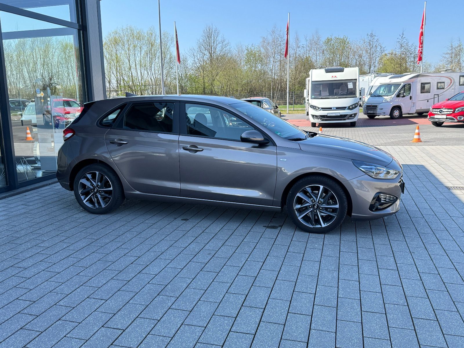 Fahrzeugabbildung Hyundai i30 Trend Mild-Hybr.48V NAVI CAM KLIMA ALLWETTER