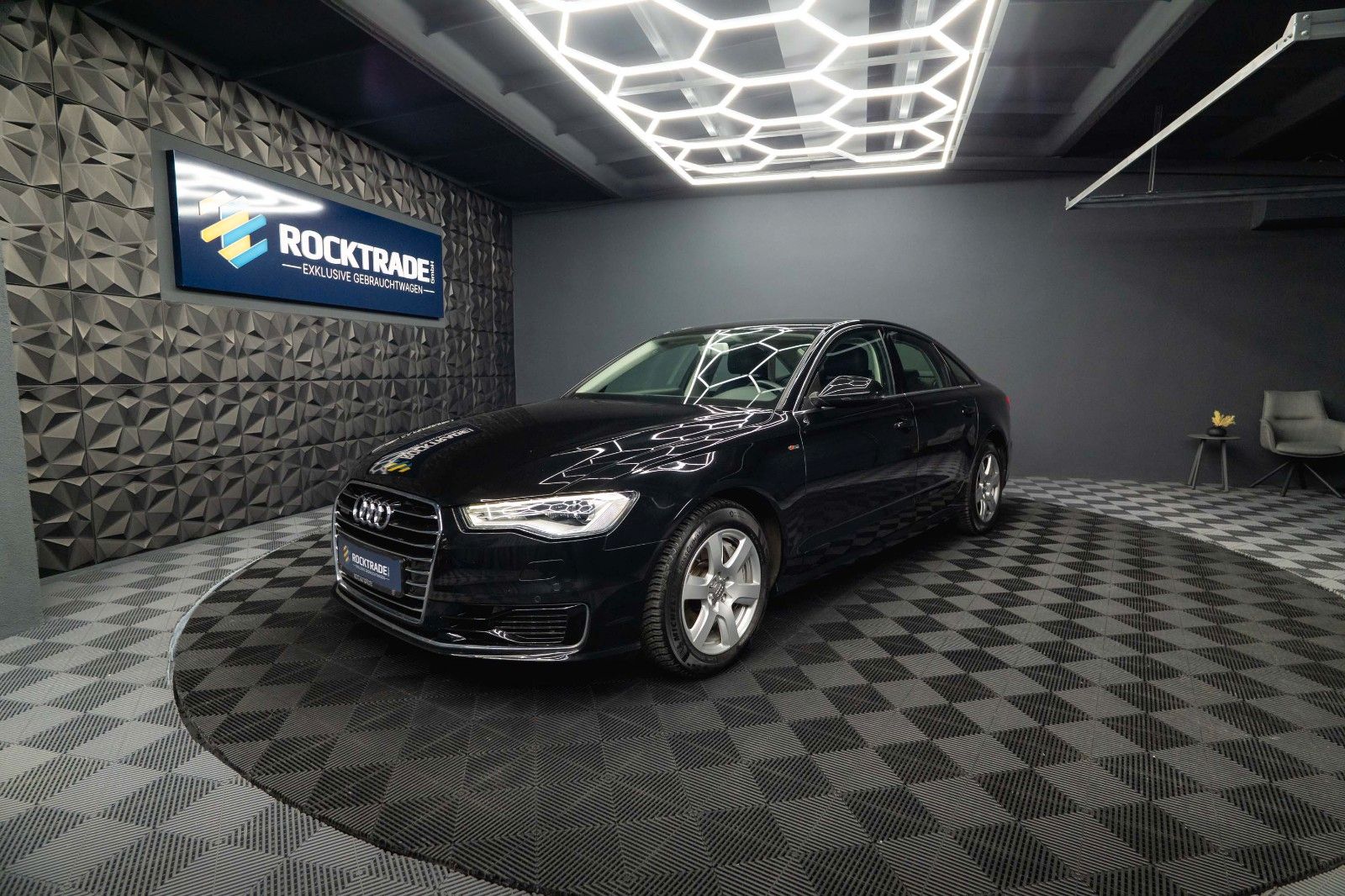 Fahrzeugabbildung Audi A6 Lim. 3.0 TFSI quattro Sport *1.Hand*Facelift*