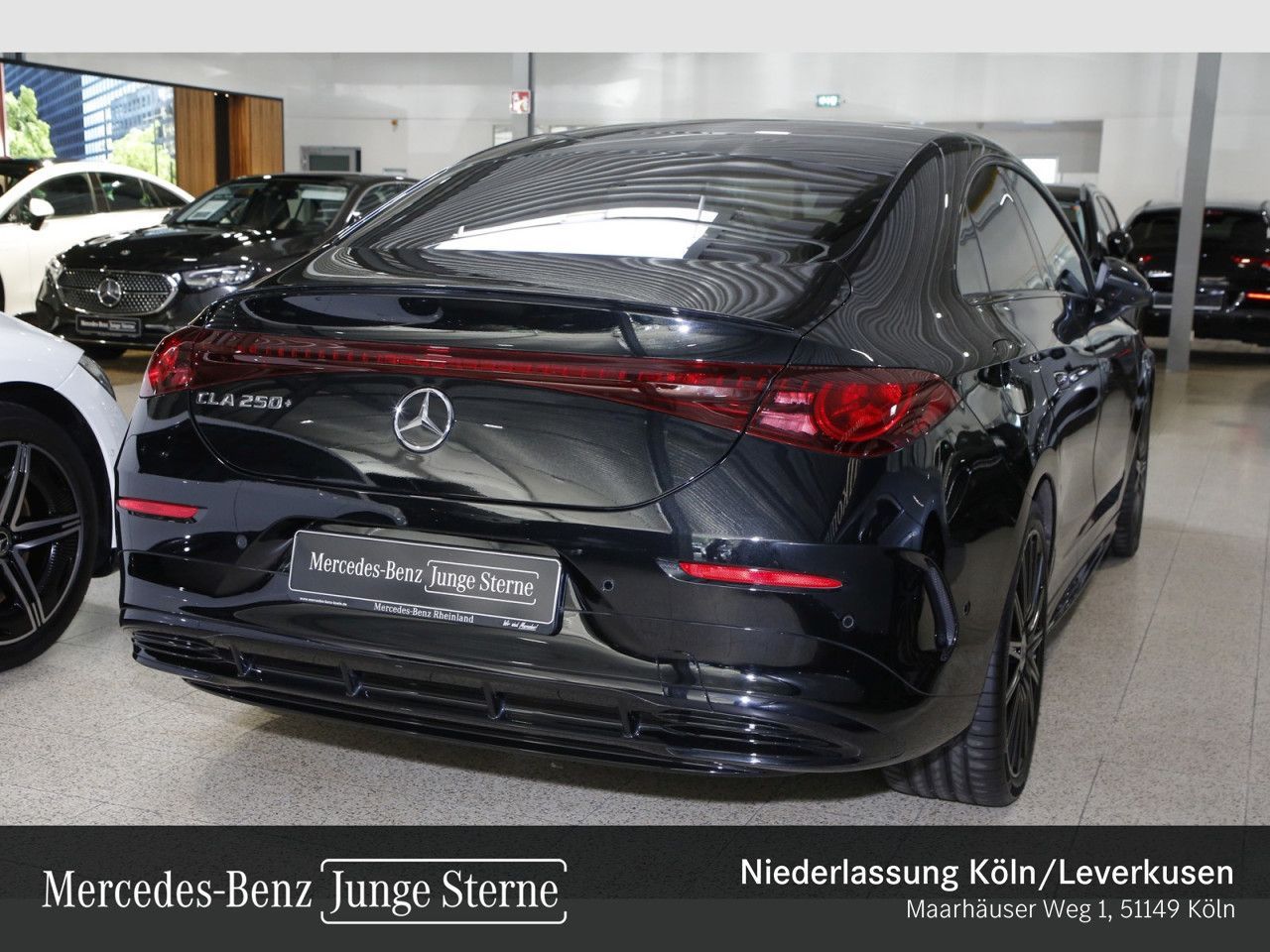 Mercedes-Benz CLA 250 EQ AMG Premium Night DriveParkAss Pano foto 3