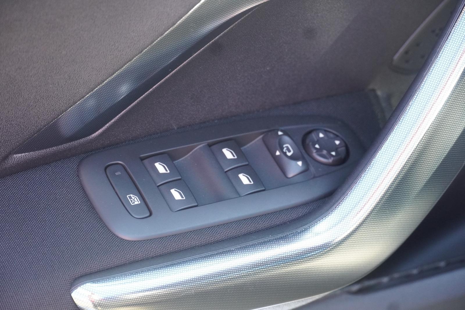 Peugeot 2008 1.2 PureTech Allure Aut. Kamera Tempomat