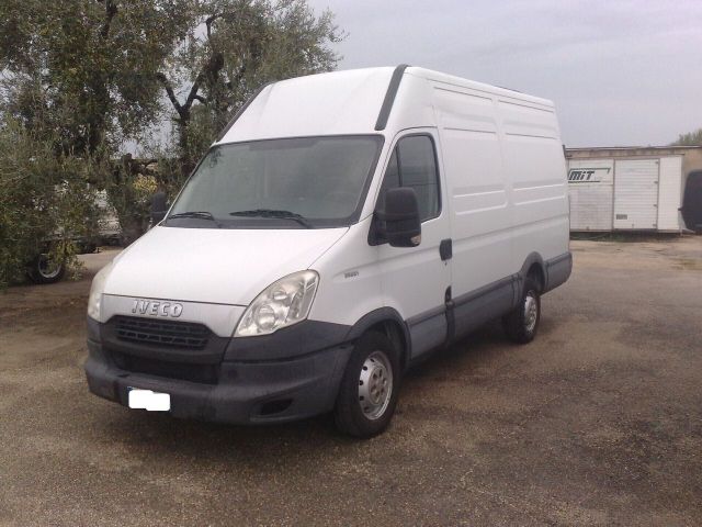 Iveco Daily 35s21 3000cc FURGONE DI SERIE - 2014