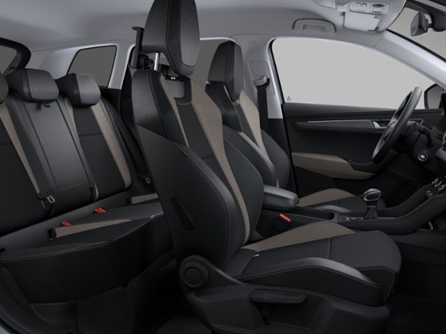 Fahrzeugabbildung SKODA Karoq 1.5 TSI Balance DSG NAVI AHK ACC
