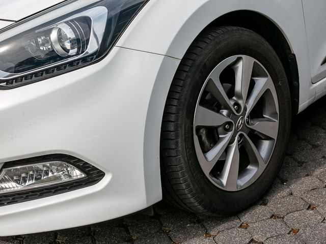 Hyundai i20 YES! Plus Kamera Pano. Spurhalteassistent