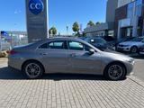 Mercedes-Benz CLA 180 d Coupé PARK+LED HIGH+Navi - Mercedes CLA 180 Diesel Gebrauchtwagen