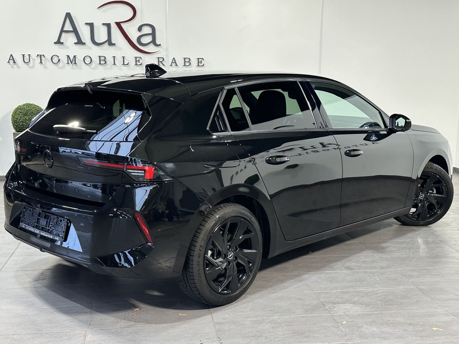 Fahrzeugabbildung Opel Astra SpT 1.2 Turbo GS Aut. NAV+LED+360°+17ZOLL