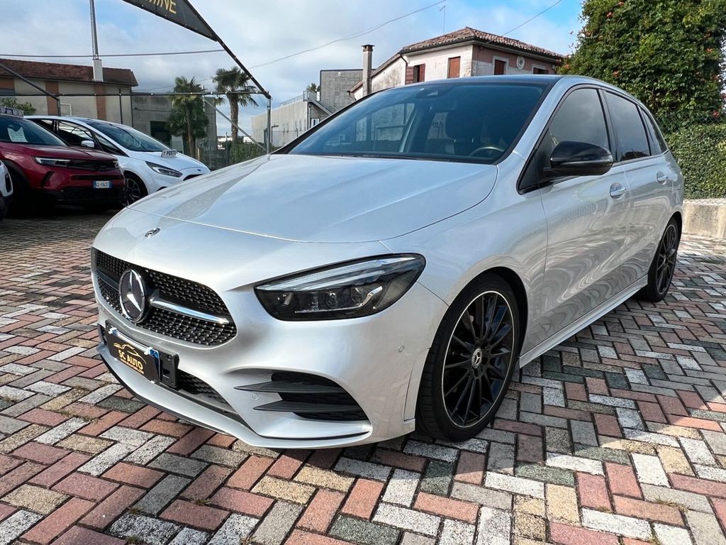 Image of Mercedes-Benz B 200