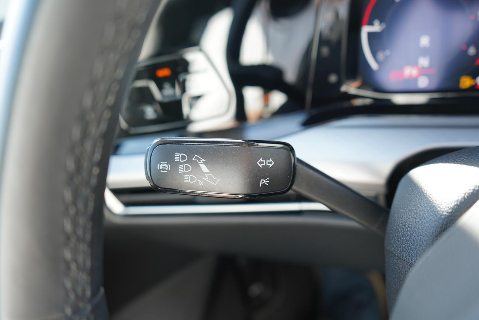 Volkswagen Golf VIII Variant 2.0 TDI Life LED AHK ACC, миниатюра 28