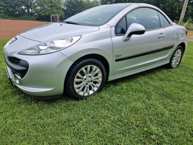 Peugeot 207 CC Cabrio-Coupe Filou Im Kundenauftrag