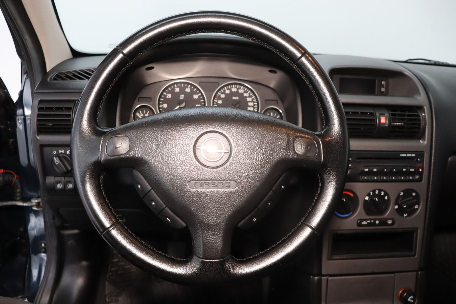 Fahrzeugabbildung Opel Astra 1.6 Fresh * Xenon * Klima