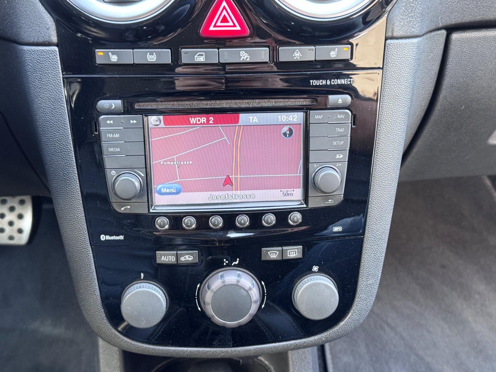 Opel Corsa D OPC RECARO-SITZE,NAVI,LEDER,GEPFLEGT