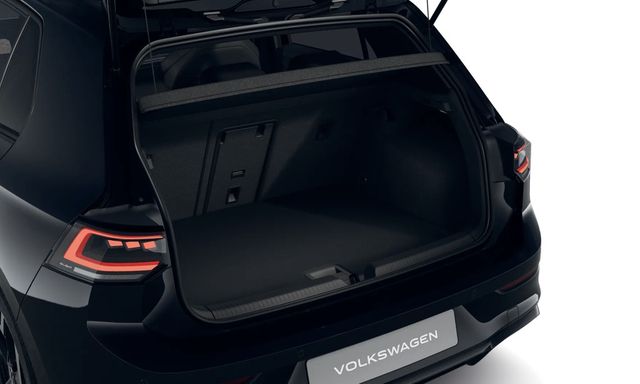 Volkswagen Golf VIII 1.5TSI R-Line Black Style StdHz Pano H