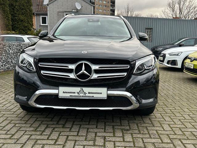 Mercedes-Benz GLC 250 4Matic AMG Navi LED Kamer AHK   elk. Si