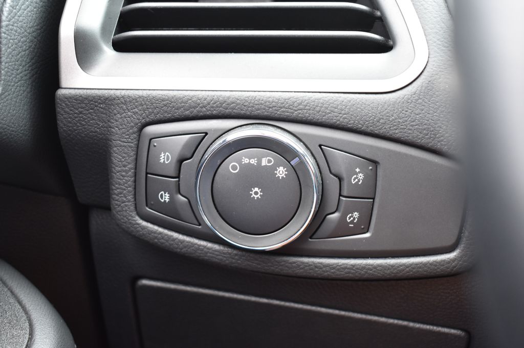 Car Image 25