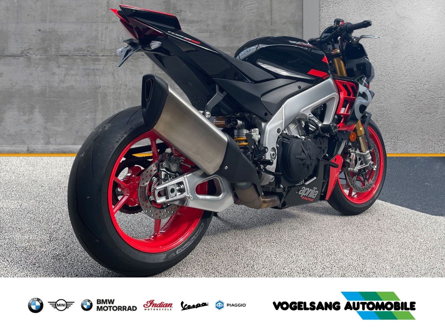 Fahrzeugabbildung Aprilia Tuono V4 1100 Factory Quick Schift Multi Map W