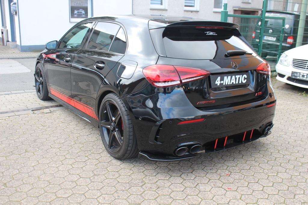 Mercedes-Benz A 35 AMG