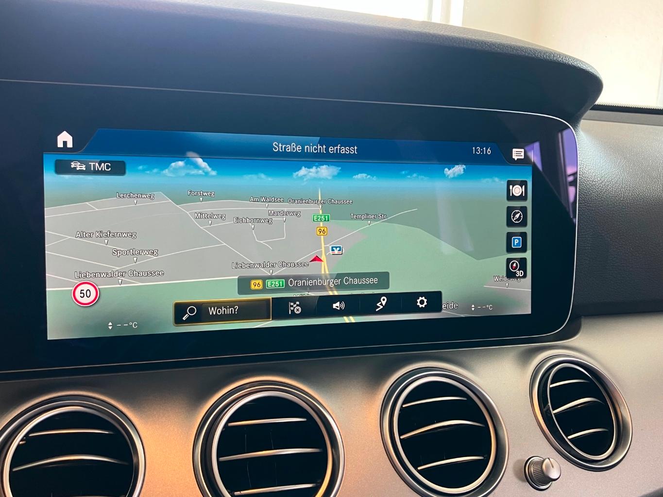 Mercedes-Benz E 220 d T 9G TAXI MBUX Navi Plus Kamera
