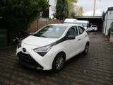 Toyota Aygo AYGO x - Toyota Aygo (X) in Kassel
