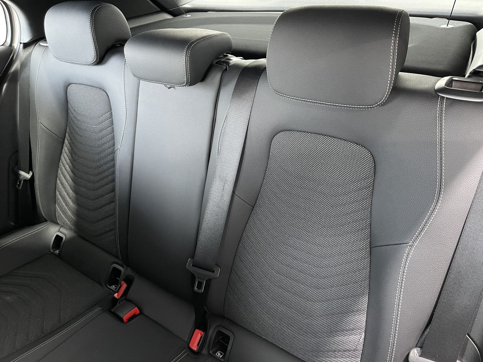 Fahrzeugabbildung Mercedes-Benz A 250 250e*Navi*Cam*PDC*LED*Digital*Leder*