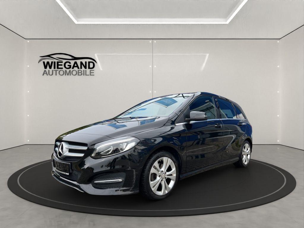 Mercedes-Benz B 180 Urban+LED+NAVI+PANO+