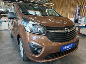 Opel Vivaro B Combi 2,7t *8Sitzer*Navi*AHK*Klima*