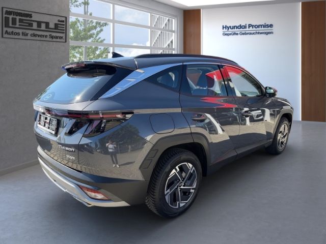 Fahrzeugabbildung Hyundai Tucson FL PHEV (MY25) 1.6 T-GDi (252 PS) 6-AT 2W