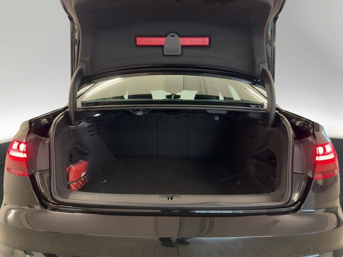 Audi A4 - Bild 10