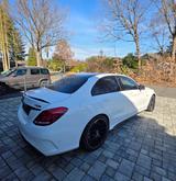 Mercedes-Benz C 63 AMG Mercedes-AMG C 63 Mercedes-AMG - Mercedes-Benz C 63 AMG: Weiß