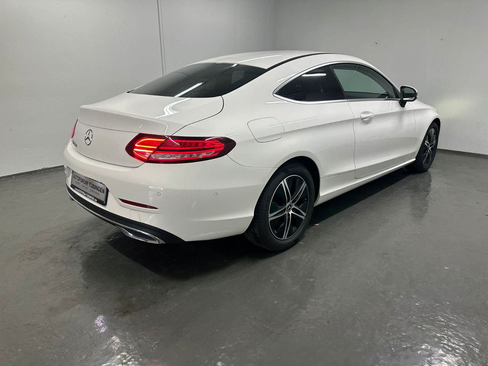 Fahrzeugabbildung Mercedes-Benz C 220 d COUPE Autom. *TEMPO*SH*LED*KAMERA*NAVI*