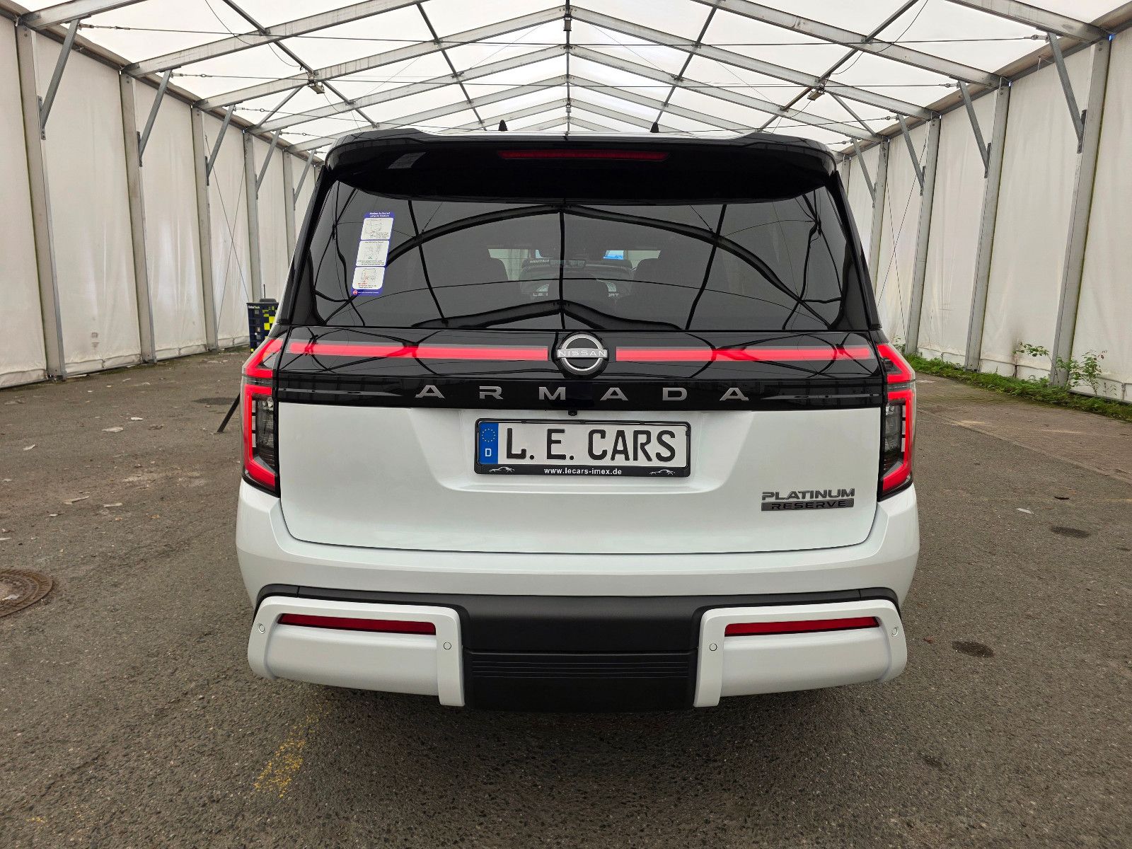 Fahrzeugabbildung Nissan Armada PLATINUM RESERVE T1: 85.000 EURO Stock!
